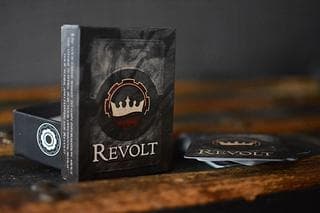 Portada juego de mesa Revolt