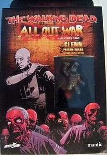 Portada juego de mesa The Walking Dead: All Out War – Glenn, Prison Guard Booster